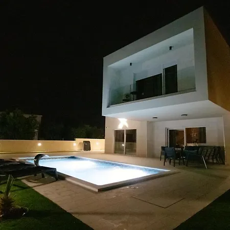 Villa Paula Pula